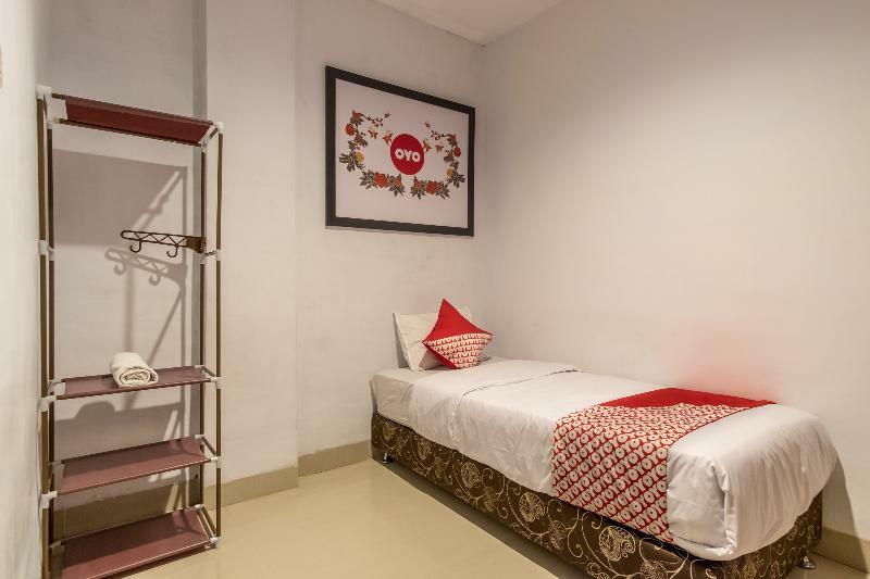 Sz Nine One Hotel Medan Exterior foto